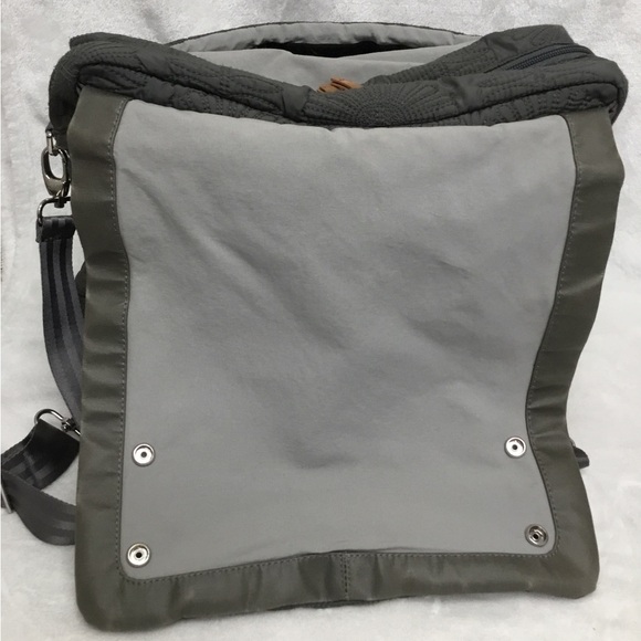 Petunia Pickle Bottom Boxy Backpack/Diaper Bag - Picture 5 of 11